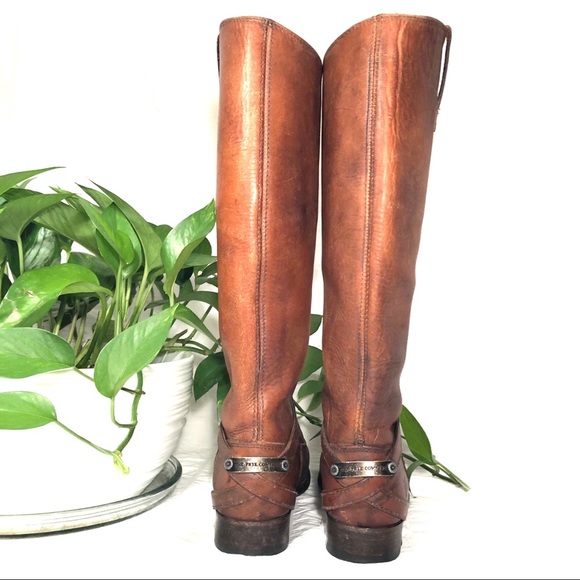 SOLD! Gorgeous FRYE Lindsey Plate Cognac Distressed Boot - Picture 3 of 15